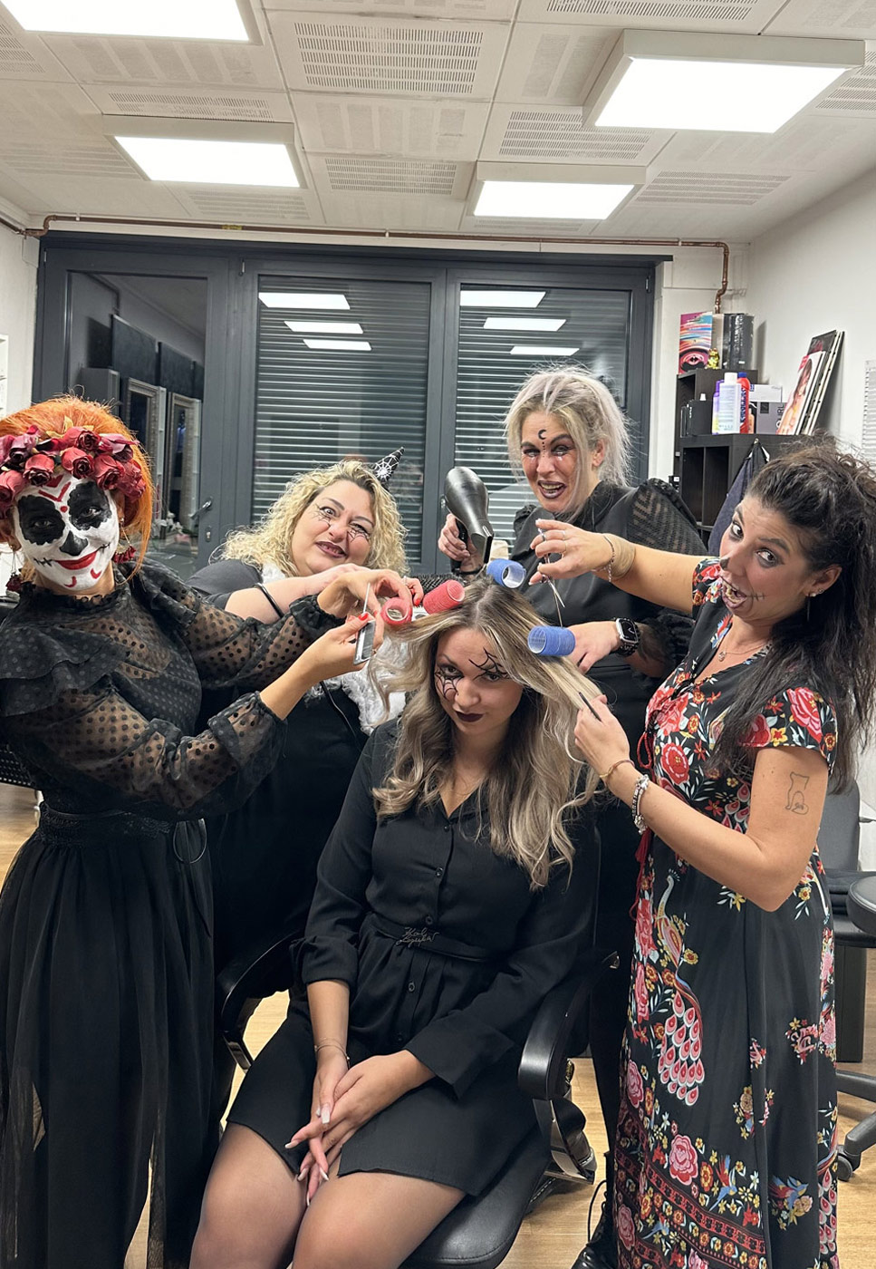 Partystimmung beim Friseurteam in Malsch